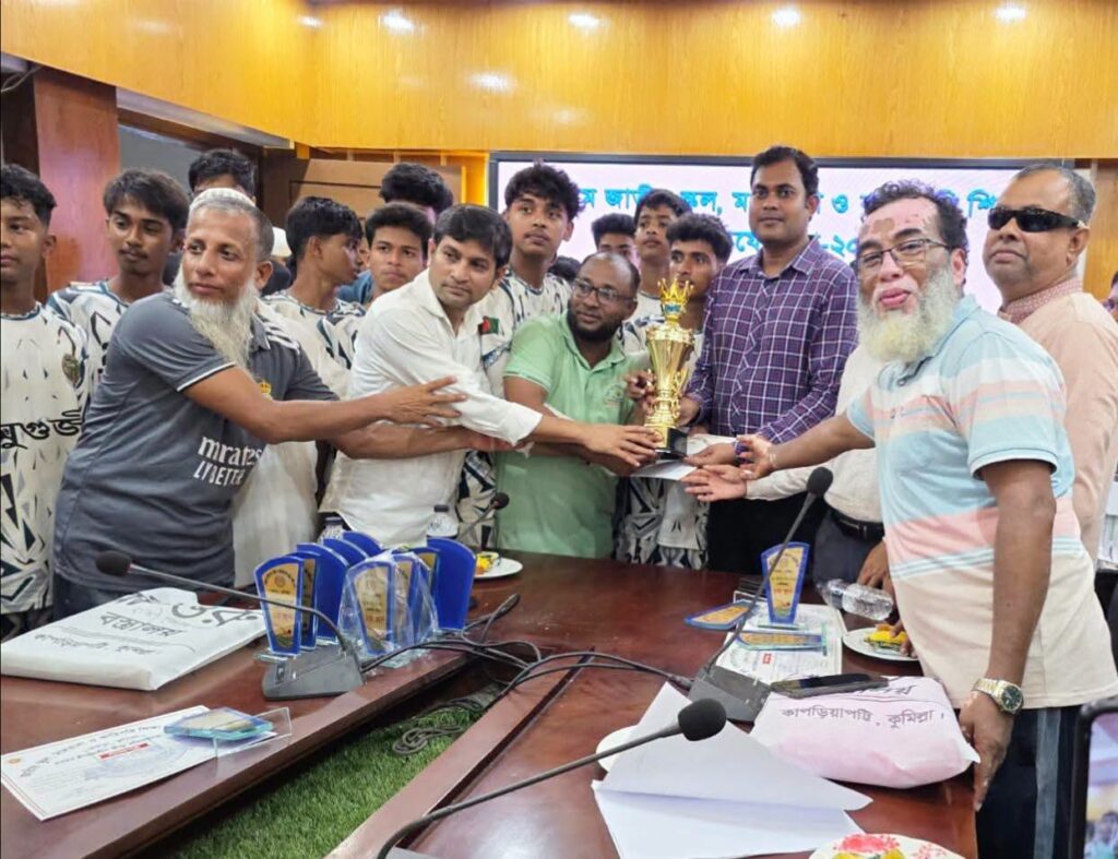 বরুড়ায় ৫৩তম জাতীয় স্কুল, মাদ্রাসা ও কারিগরি শিক্ষা ক্রীড়া প্রতিযোগিতার পুরস্কার বিতরণ