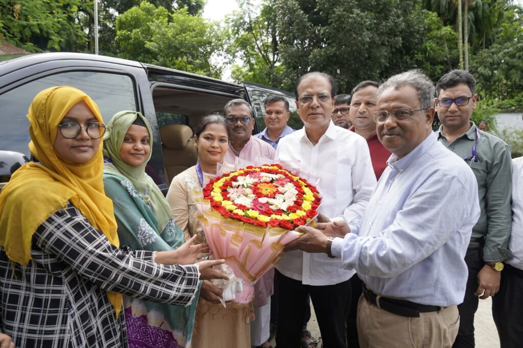 লালমনিরহাট ট্রেনিং সেন্টার পরিদর্শন করলেন দুর্যোগ ব্যবস্থাপনা ও ত্রাণ মন্ত্রী আসাদুল হাবিব দুলু, এমপি