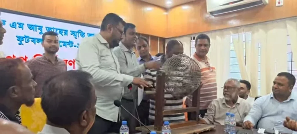 বরুড়ায় মেগা ফুটবল টুর্নামেন্টের জমকালো সূচনা: