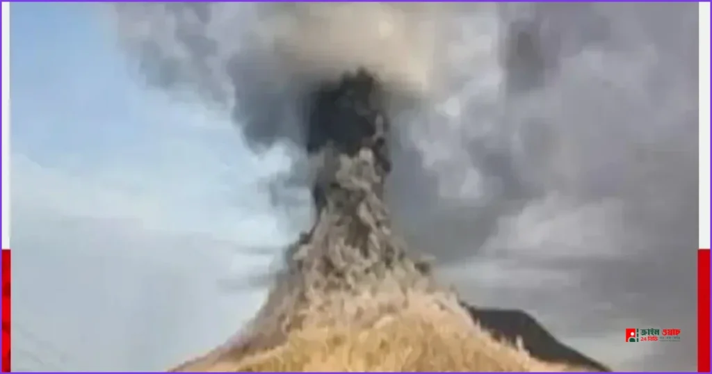 ইন্দোনেশিয়ায় আনাক ক্রাকাতাও আগ্নেয়গিরির অগ্ন্যুৎপাত, বাতিল দুই শতাধিক ফ্লাইট