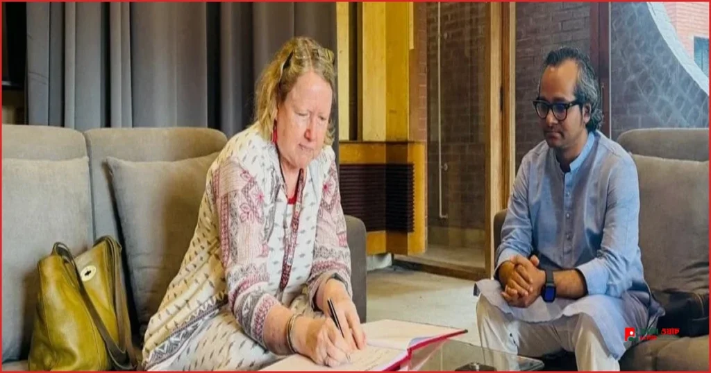 জুলাই জাদুঘর পরিদর্শন করলেন ইউনেস্কোর প্রতিনিধি ড. সুসান ভাইজ