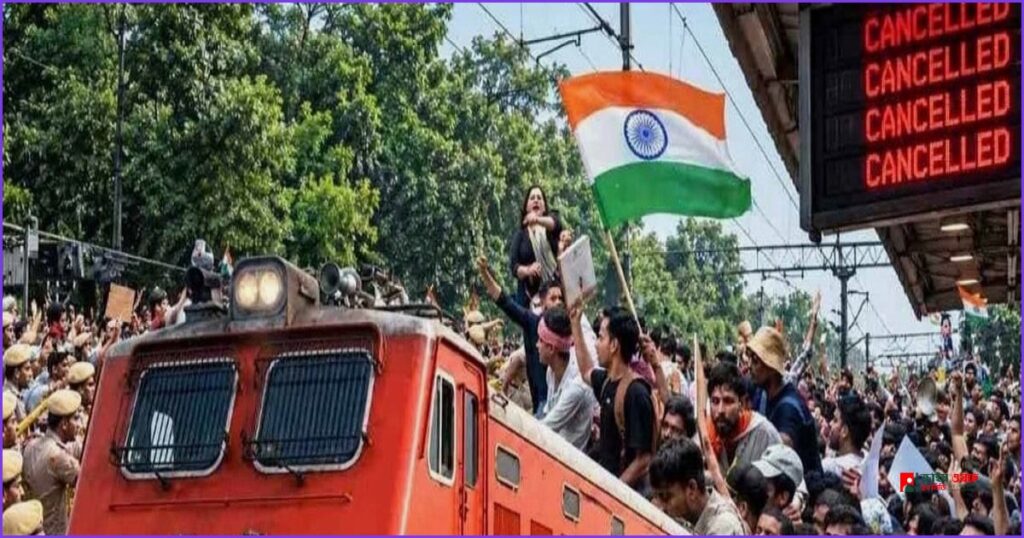 দিল্লিতে বিক্ষোভ ঠেকাতে ট্রেন বাতিলের অভিযোগ, সুপ্রিম কোর্টে সিব্বলরা