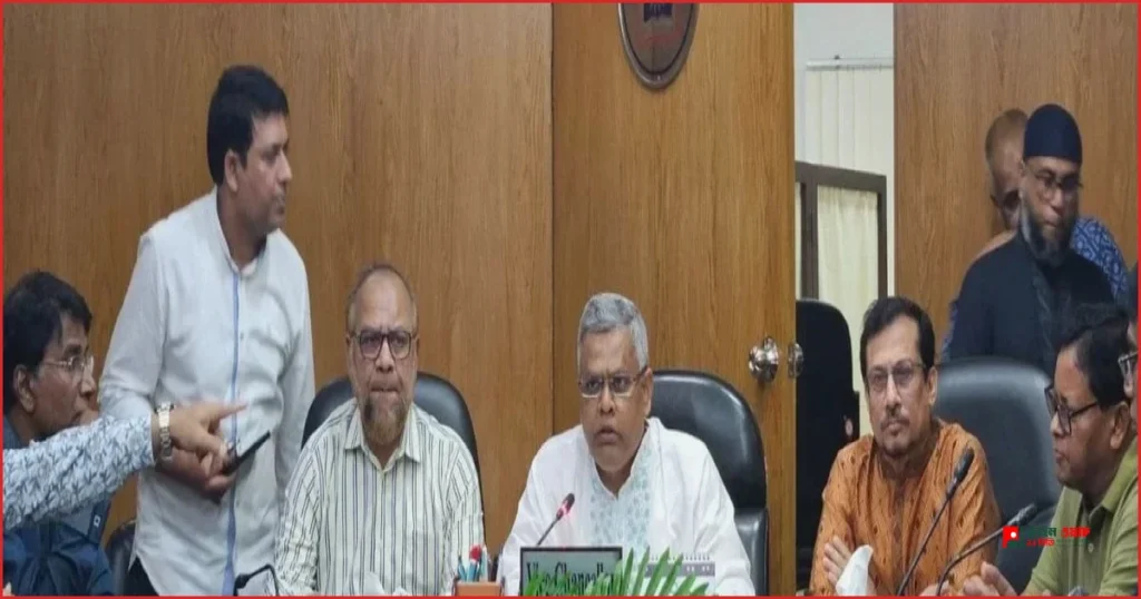 রাবিতে সাংবাদিক পেটানোর ঘটনায় চার শিক্ষার্থীর ছাত্রত্ব বাতিলের সুপারিশ